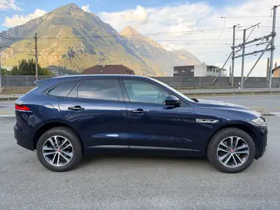 Jaguar F-Pace 3.0 TD R-Sport AWD — SUV premium diesel, 300 ch et traction intégrale — Detail