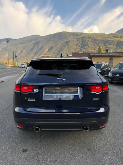 Jaguar F-Pace 3.0 TD R-Sport AWD — SUV premium diesel, 300 ch et traction intégrale — Miniatur 8