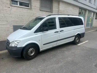 Mercedes-Benz Vito 2.2 CDI — Utilitaire fiable, moteur robuste et spacieux — exterior view