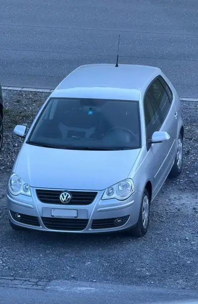 VW Polo 2006 — Frais du contrôle technique, grand service effectué & nombreuses pièces neuves — vue extérieure