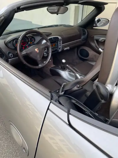 Porsche 718 Boxster 3.2 S 50 Jahre — Cabriolet légendaire, état collection d'origine — dashboard