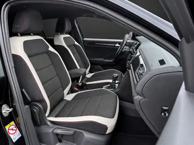 VW T-Roc 1.5 TSI Sport DSG — SUV urbain sportif, parfaitement entretenu — Miniatur 9