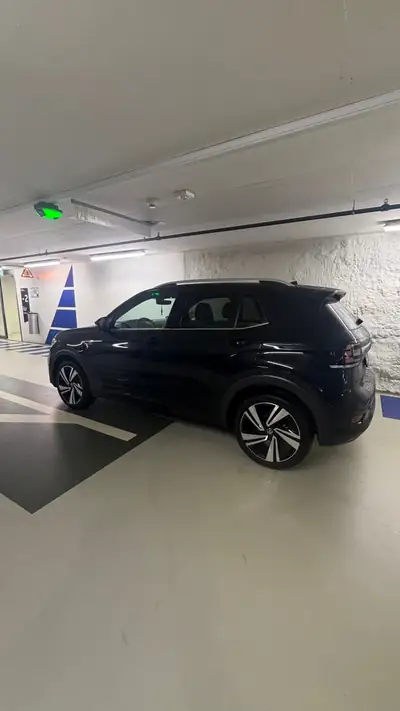 VW T-Cross 1.0 TSI 110 Style DSG — SUV urbain compact, consommation maîtrisée — intérieur