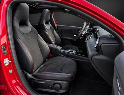 Mercedes-Benz A 250 4Matic AMG Line — Berline sportive, traction intégrale, 57'000 km — Miniatur 9