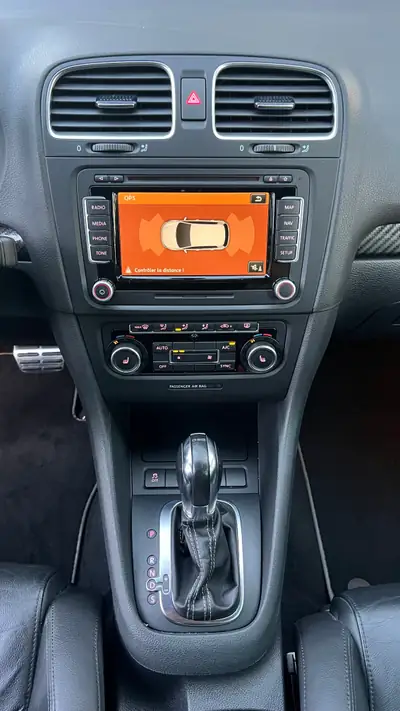 VW Golf 2.0 TSI R Team DSG 4Motion — Sportive polyvalente, 270 ch et traction intégrale — détail