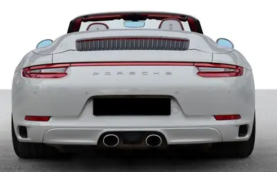Porsche 911 Carrera 4S Cabriolet — 450 ch turbo, toit rouge, cuir intégral — detail
