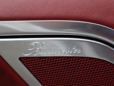 Porsche 911 Carrera 4S Cabriolet — 450 ch turbo, toit rouge, cuir intégral — Thumbnail 13
