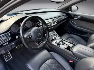 Audi S8 4.0 TFSI V8 plus — 605 ch, Carbone et technologie premium — Miniature 9