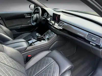 Audi S8 4.0 TFSI V8 plus — 605 ch, Carbone et technologie premium — Miniature 14
