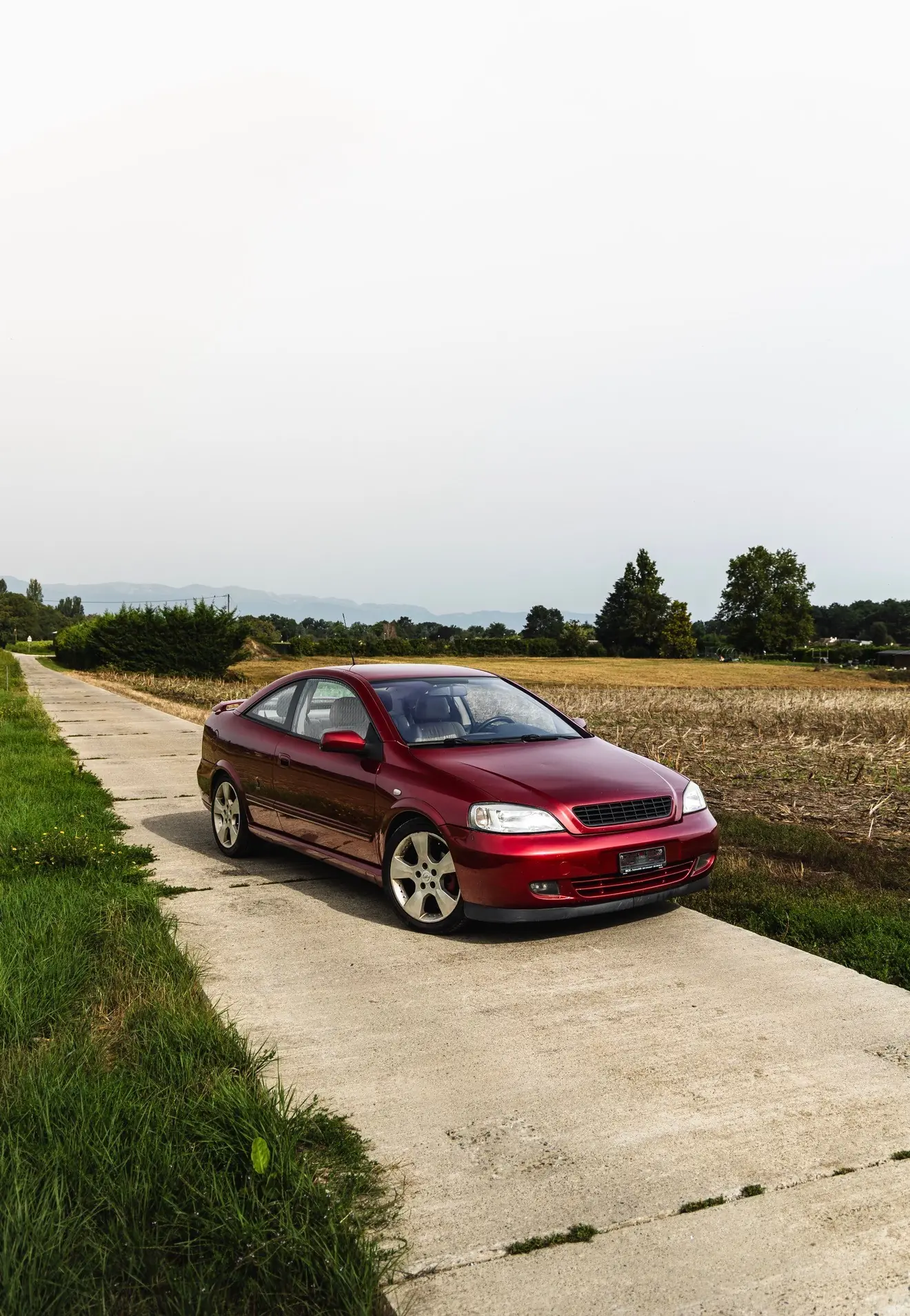 Opel Astra 2.2i 16V Bertone Edition — Coupé sportif 2001, moteur fiable et élégant