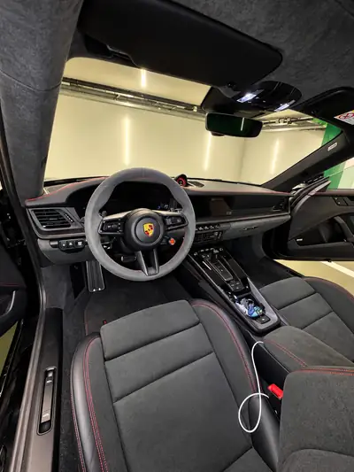 Porsche 911 Carrera GTS PDK — Coupé sportif 2025, 541 ch, quasi neuf — fianco