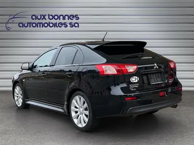 Mitsubishi Lancer Sportback 1.8 DID — Diesel économique, embrayage neuf, entretien suivi — fianco