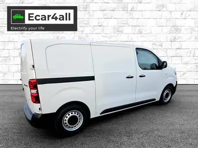 Toyota Proace EV 75kWh Medium — Fourgon électrique 350 km d'autonomie, parfait pour les professionnels — Heckansicht