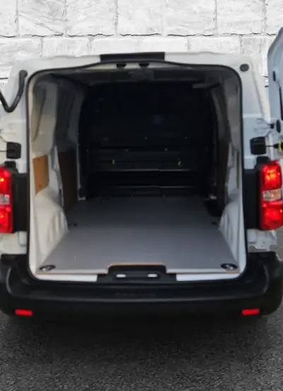 Toyota Proace EV 75kWh Medium — Fourgon électrique 350 km d'autonomie, parfait pour les professionnels — Miniatur 8