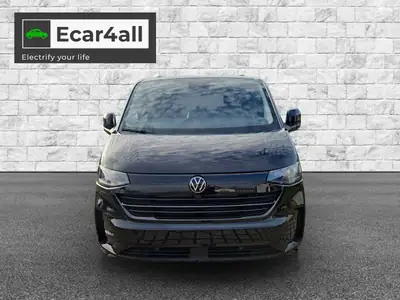 VW Caravelle BEV Life 2025 — Minibus électrique 7 places, autonomie longue distance — Heckansicht