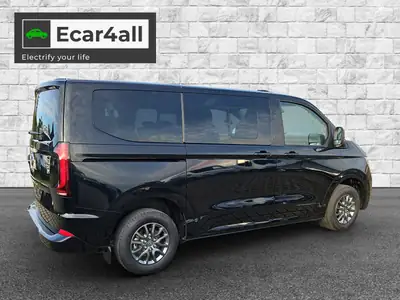 VW Caravelle BEV Life 2025 — Minibus électrique 7 places, autonomie longue distance — Seitenansicht