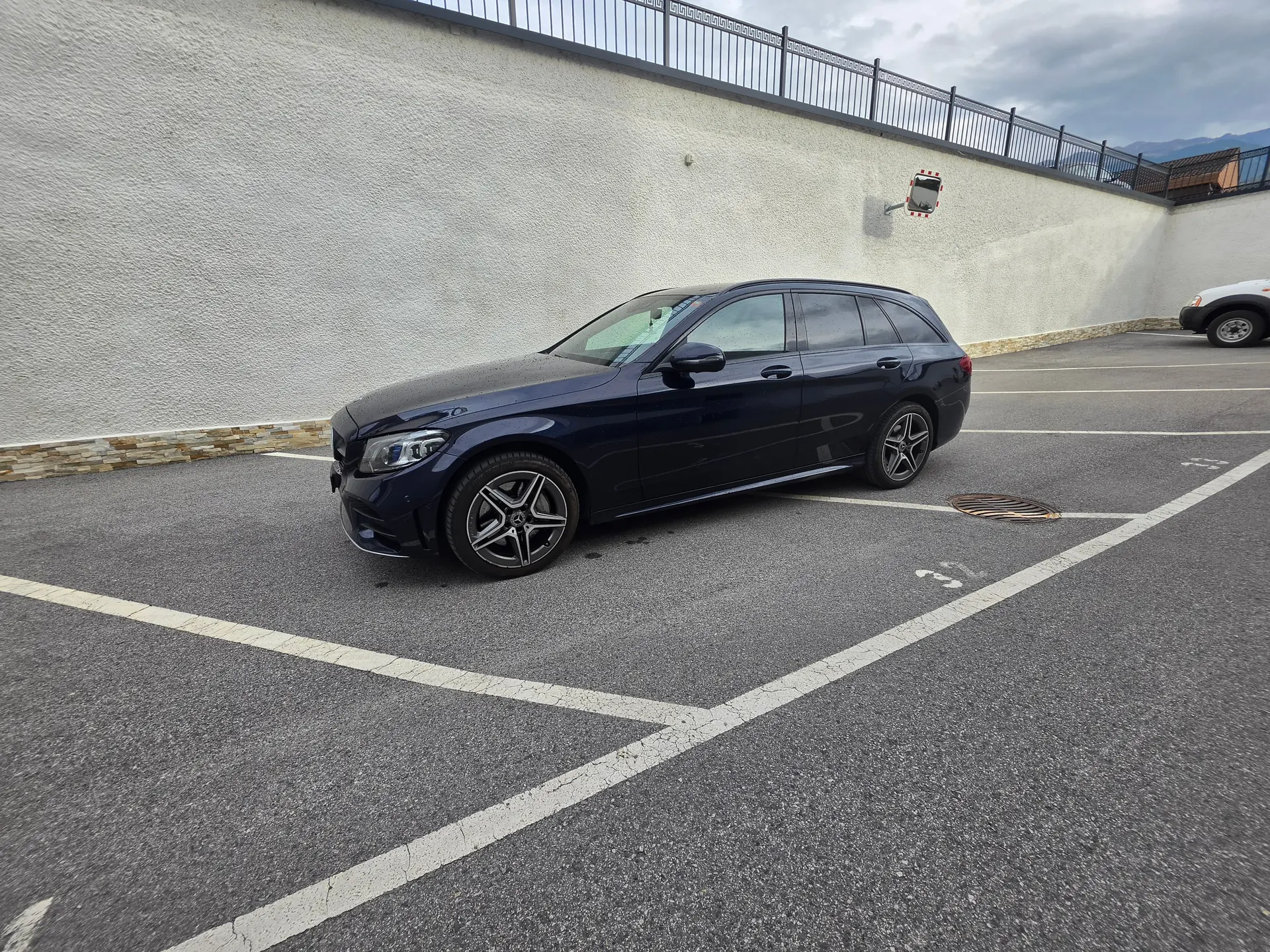 Mercedes-Benz C 400 AMG Line 4Matic — Break sportif, 333 ch et traction intégrale