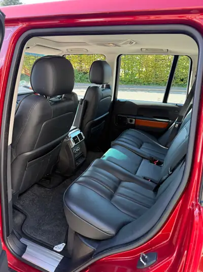 Land Rover Range Rover 3.6 TDV8 HSE — Prestige et puissance diesel, 97'200 km — dettaglio