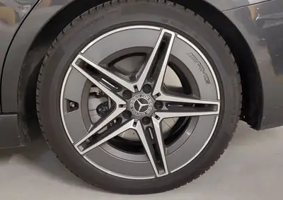 Mercedes-Benz C 220 d T AMG Line — Break diesel efficace, 79 000 km, garantie prolongée — detail