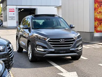 Hyundai Tucson 2.0 CRDI Vertex 4WD — SUV robuste, garantie 24 mois et équipements premium — Heckansicht