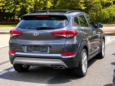 Hyundai Tucson 2.0 CRDI Vertex 4WD — SUV robuste, garantie 24 mois et équipements premium — Miniatur 8