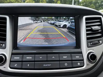 Hyundai Tucson 2.0 CRDI Vertex 4WD — SUV robuste, garantie 24 mois et équipements premium — Miniatur 16