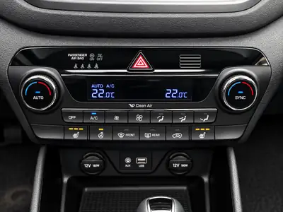 Hyundai Tucson 2.0 CRDI Vertex 4WD — SUV robuste, garantie 24 mois et équipements premium — Miniatur 20