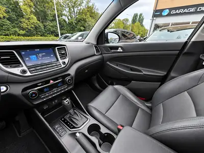 Hyundai Tucson 2.0 CRDI Vertex 4WD — SUV robuste, garantie 24 mois et équipements premium — Miniatur 22
