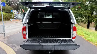 Nissan Navara Double Cab Acenta — Pick-up 4WD robuste, 73000 km, sans sinistre — Miniatura 7