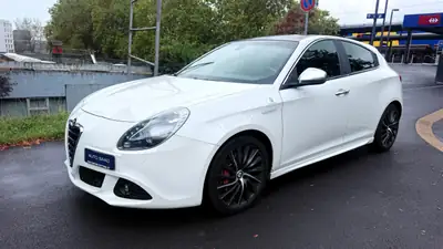 Alfa Romeo Giulietta 1750 TBi Quadrifoglio Verde — Sportive italienne affûtée, 235 ch — Seitenansicht