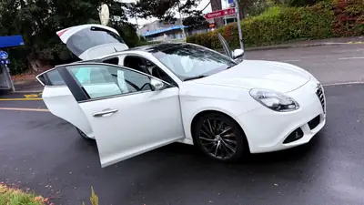 Alfa Romeo Giulietta 1750 TBi Quadrifoglio Verde — Sportive italienne affûtée, 235 ch — Miniatur 14