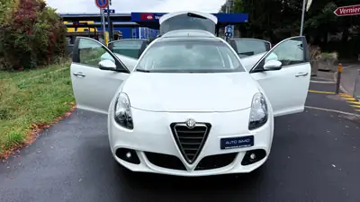 Alfa Romeo Giulietta 1750 TBi Quadrifoglio Verde — Sportive italienne affûtée, 235 ch — Miniatur 13