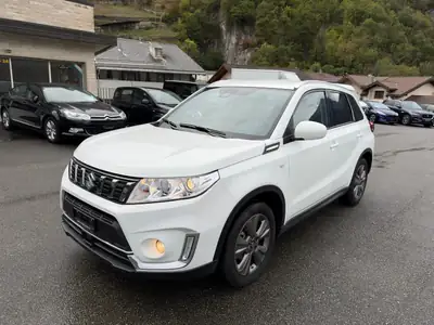 Suzuki Vitara 1.4 Boosterjet — SUV compact automatique, 19 300 km seulement — arrière