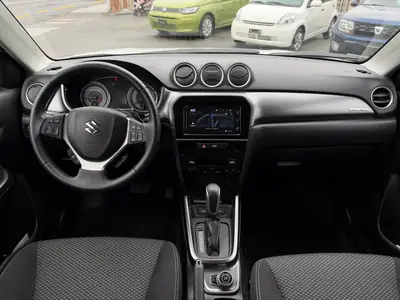 Suzuki Vitara 1.4 Boosterjet — SUV compact automatique, 19 300 km seulement — Miniature 11