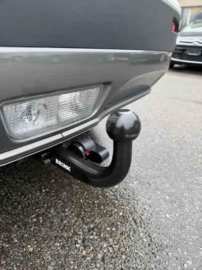 Suzuki Vitara 1.4 Boosterjet — SUV compact automatique, 19 300 km seulement — Miniature 10