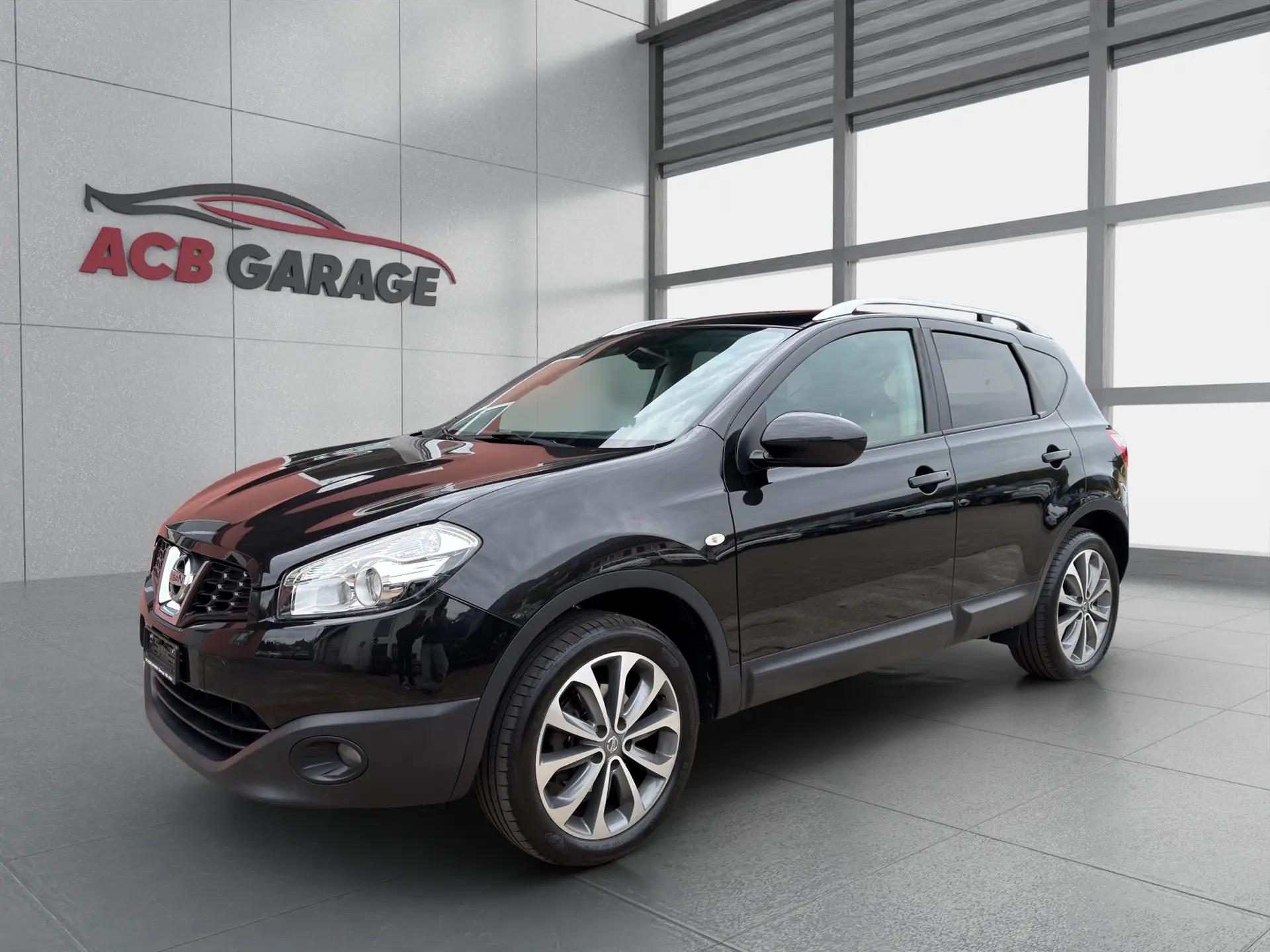 Nissan Qashqai 2.0 4WD Tekna XTronic — SUV polyvalent, transmission automatique CVT, entretien récent