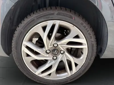 Citroën C4 Berline 1.6 THP Séduction — Élégance urbaine et transmission automatique — Miniature 14