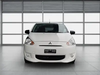 Mitsubishi Space Star 1.0 Inform — Citadine pratique, sans accident, économe en carburant — Seitenansicht