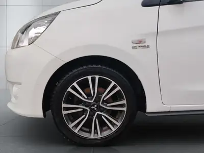 Mitsubishi Space Star 1.0 Inform — Citadine pratique, sans accident, économe en carburant — Miniatur 16