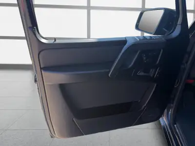 Mercedes-Benz G 350 d — Le 4x4 de légende, motorisation diesel efficace et entretien impeccable — Miniature 12