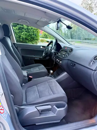 VW Golf Plus 1.4 TSI Comfortline DSG — Pratique et dynamique, frais de révision inclus — Miniature 7