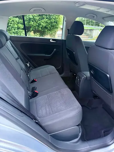 VW Golf Plus 1.4 TSI Comfortline DSG — Pratique et dynamique, frais de révision inclus — Miniature 10