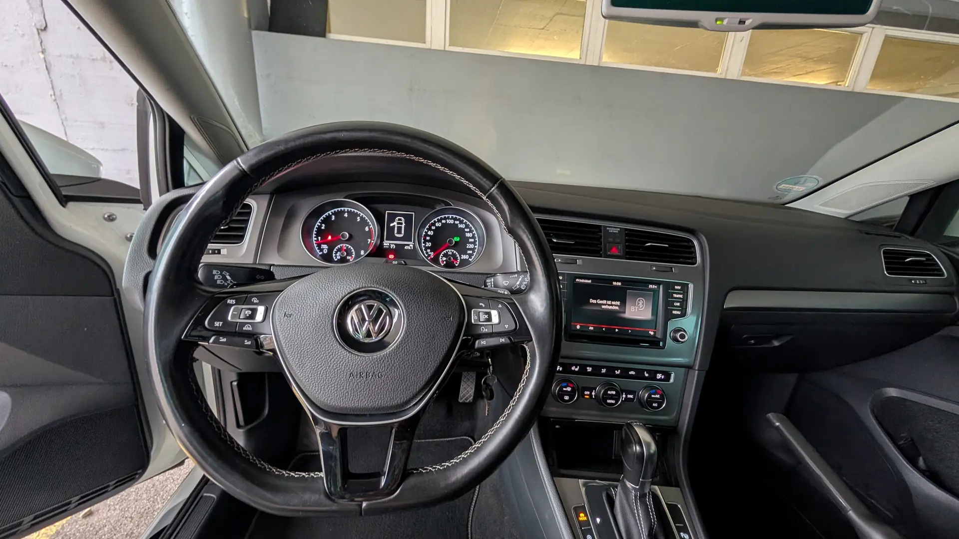 Volkswagen Golf 2016 occasion NEUHAUSEN AM RHEINFALL — 4