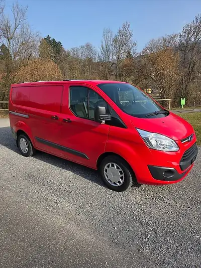 Ford Transit Custom 2.0 TDCi 130 PS — Utilitaire fiable, première main, 171'000 km — side view