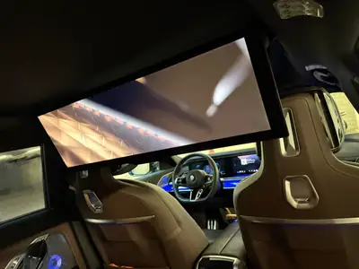 BMW 740d xDrive — Berline de prestige hybride diesel, 78'000 km seulement — Detail