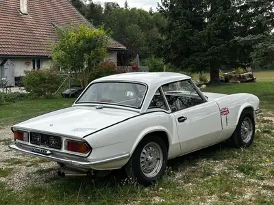 Triumph Spitfire 1977 — Cabriolet sportif British, restauration complète, sans rouille — side view
