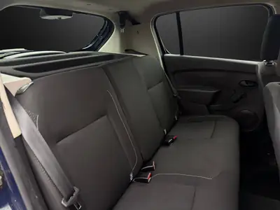 Dacia Sandero 1.0 Comfort — Petit budget, grande fiabilité, sans accident — Miniature 12