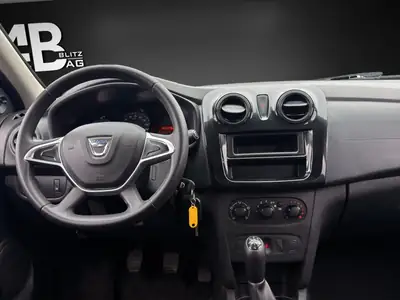 Dacia Sandero 1.0 Comfort — Petit budget, grande fiabilité, sans accident — Miniature 11