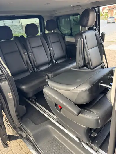 Opel Vivaro 1.6 CDTI Tourer — Van familial 7 places, diesel économique et spacieux — Thumbnail 8