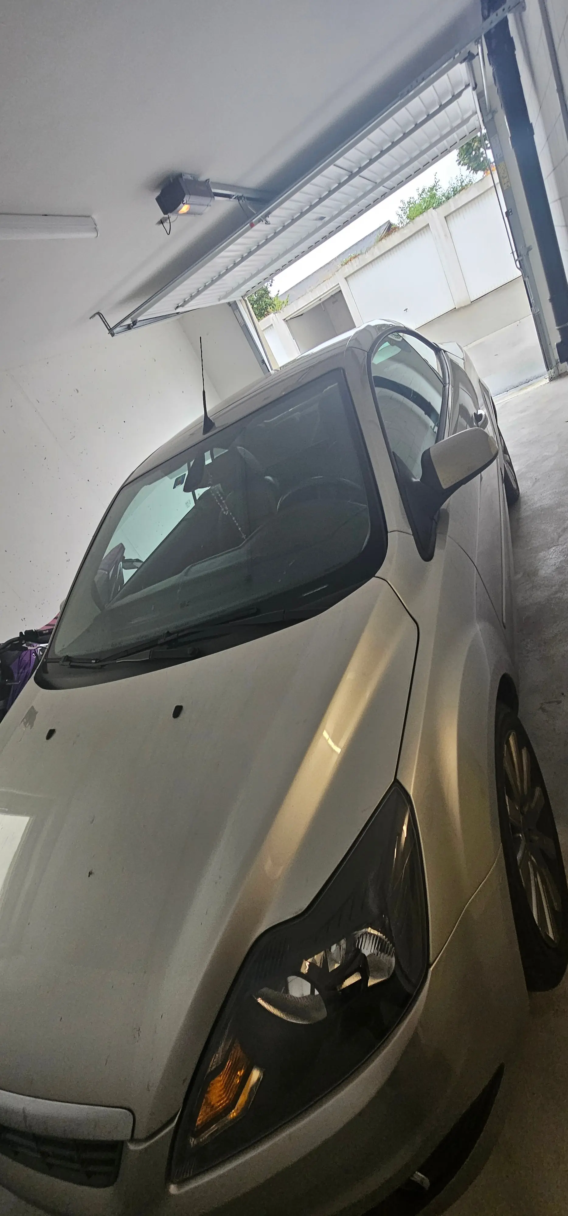 Ford Focus 2.0i 16V Carving — Cabriolet dynamique, moteur essence fiable
